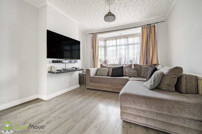 3 bed semi-detached house