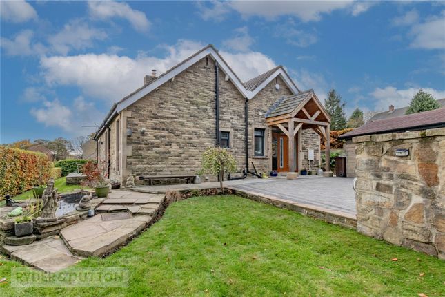 New Road, Holmfirth, West Yorkshire, HD9 3 bed bungalow for sale