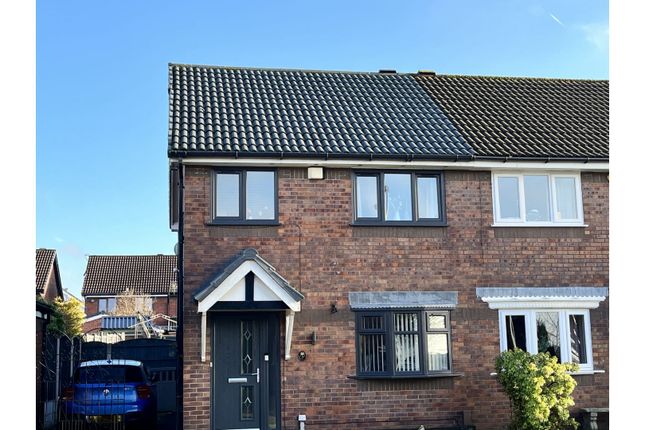 3 bed semi-detached house