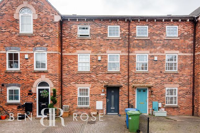 4 bed terraced house