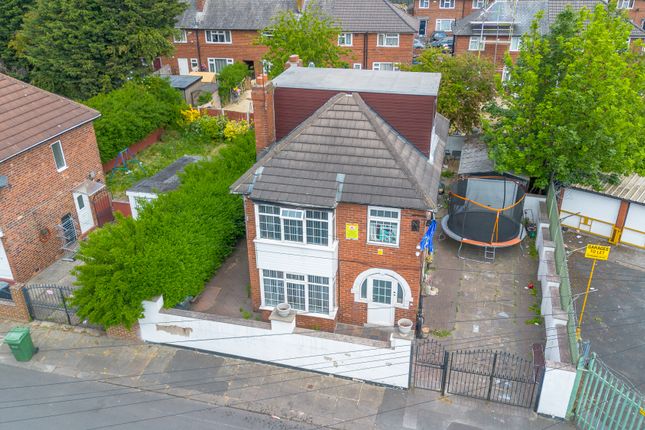 Leeds LS9 4 bed detached house for sale