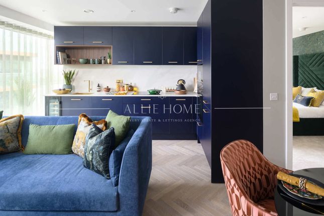 Woolwich, London SE18 2 bed flat for sale