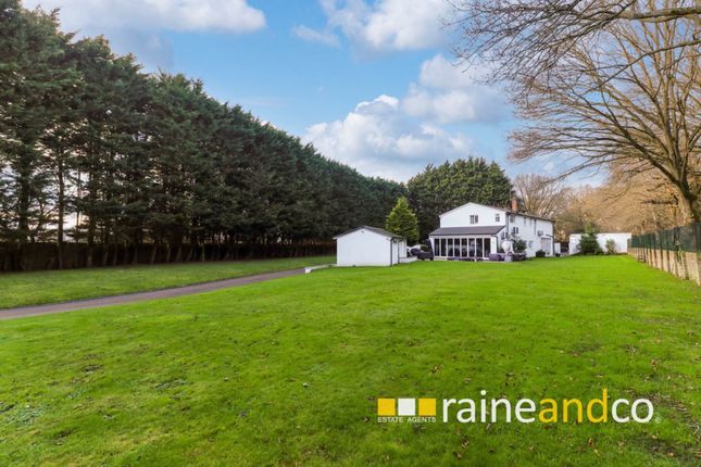 Dixons Hill Close, North Mymms... 5 bed detached house for sale