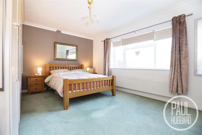 Fairfield Drive, Lowestoft 2 bed detached bungalow for sale
