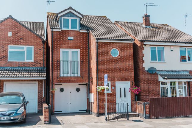 Roundhay Road, Leicester, LE3 3 bed detached house for sale