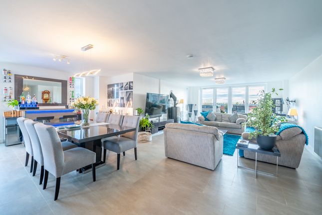 Trinity Walk, Derby, Derbyshire DE1 2JY 3 bed penthouse for sale