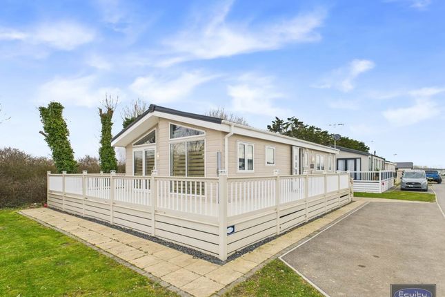 2 bedroom park home for sale