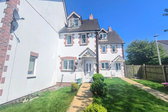Raleigh Mead, South Molton, Devon, EX36 3 bed terraced house for sale