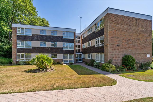 Hampton Lane, Solihull 2 bed apartment for sale