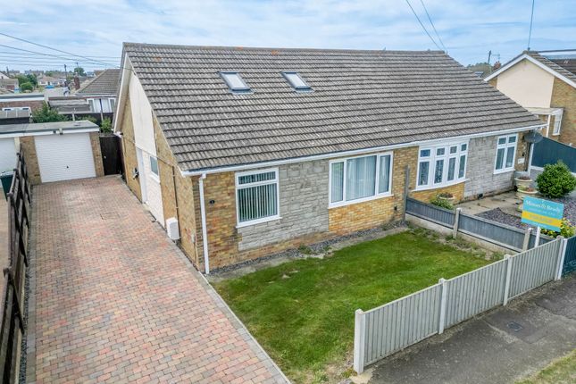 2 bedroom semi-detached bungalow for sale