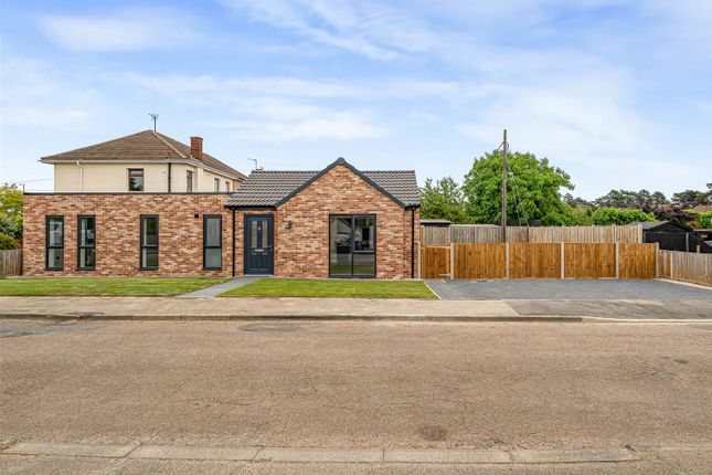 Newport Avenue, Fordham CB7 2 bed detached bungalow for sale