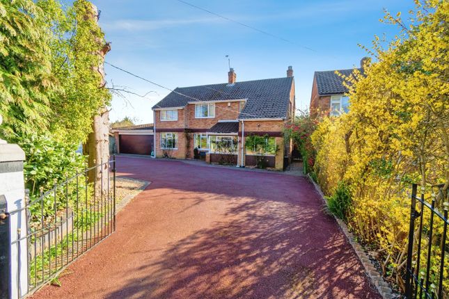 Bursledon Road, Southampton SO19 7 bed detached house for sale