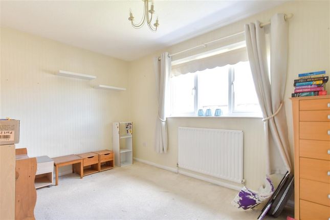 2 bed end terrace house