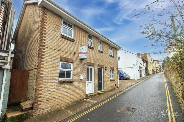 2 bedroom semi-detached house for sale