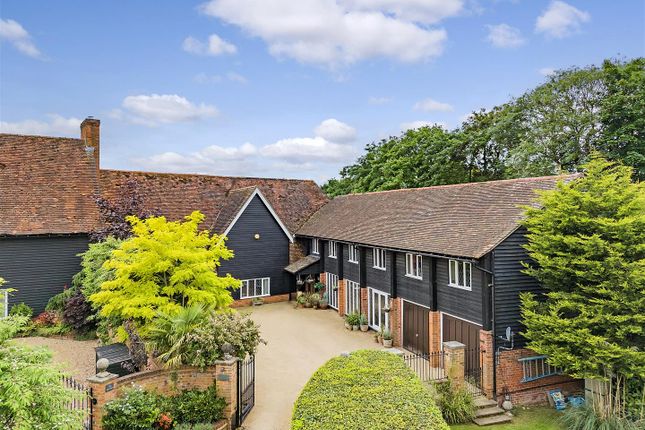 Stunning Barn Conversion, Hunsdon 7 bed barn conversion for sale