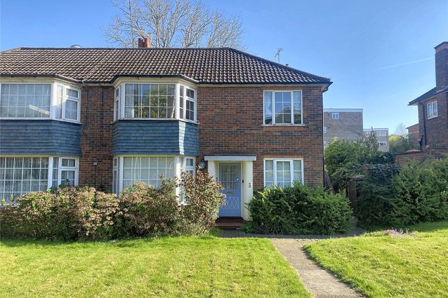 Station Road, New Barnet, Barnet, EN5 2 bed maisonette for sale