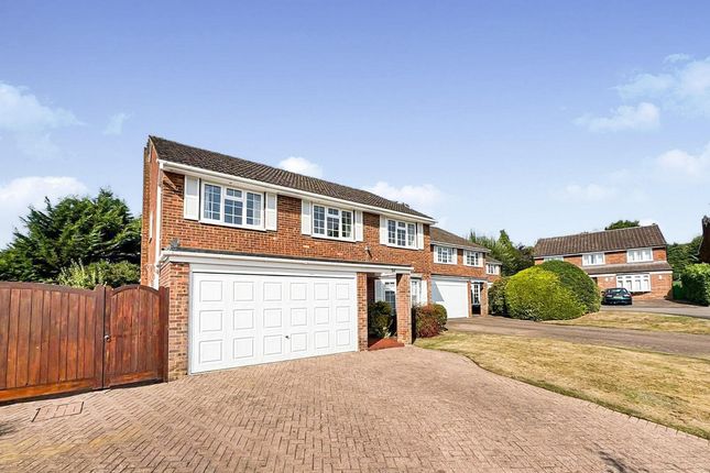 Kendale, Hemel Hempstead, HP3 5 bed detached house for sale