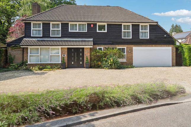 Heatherside Gardens, Farnham Common SL2 4 bed detached house for sale