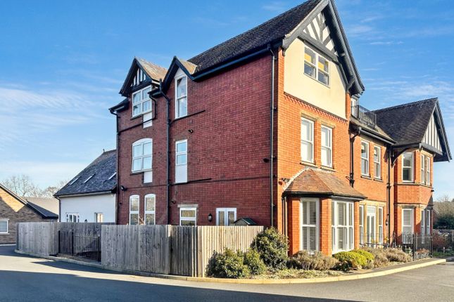 1 bed flat