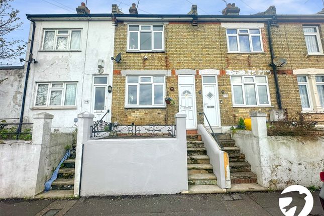 Magpie Hall Road, Chatham, Kent, ME4 3 bed terraced house for sale