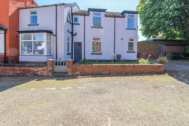 Cardigan Terrace, Wakefield WF1 2 bed semi
