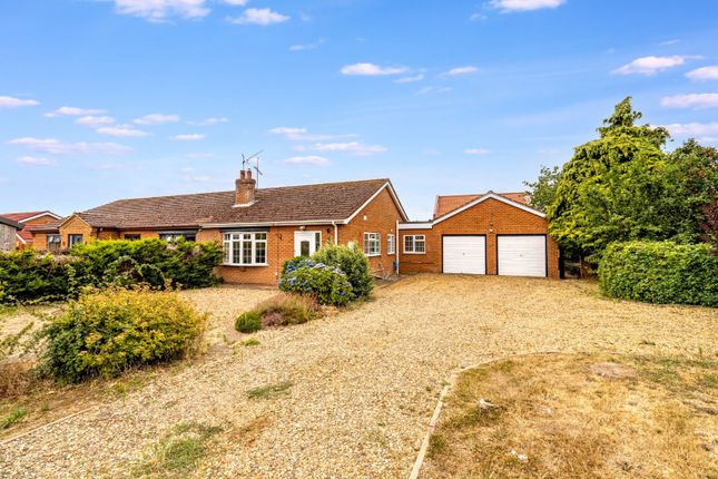 School Road, Middleton, King's Lynn... 3 bed semi