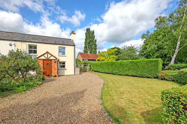 Cooksmill Green, Chelmsford, Essex, CM1 2 bed semi