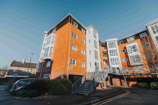 The Waterfront, Selby YO8 2 bed flat for sale