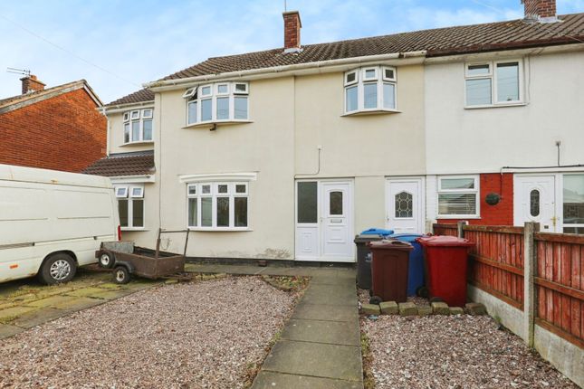4 bedroom end of terrace house for sale