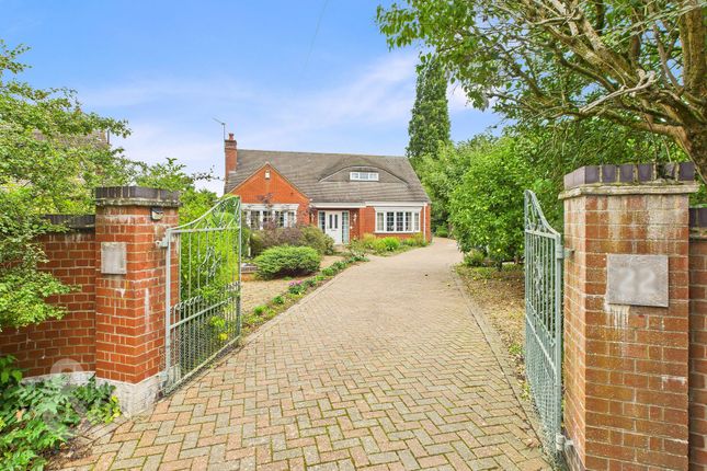 Heath Road, Thorpe End, Norwich 3 bed chalet for sale