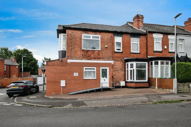 5 bedroom end of terrace house for sale