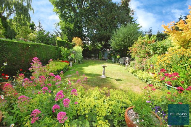 Park View Gardens, Hendon, nw4 4 bed semi