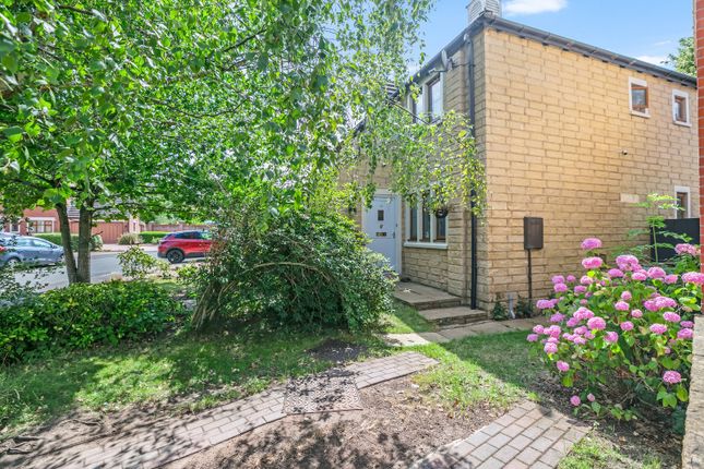 Acorn Way, Pool In Wharfedale, Otley... 3 bed semi