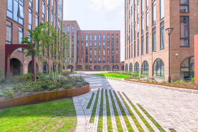 Neptune Place, Liverpool L8 2 bed flat for sale