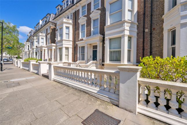 Randolph Crescent, Maida Vale... 2 bed apartment for sale