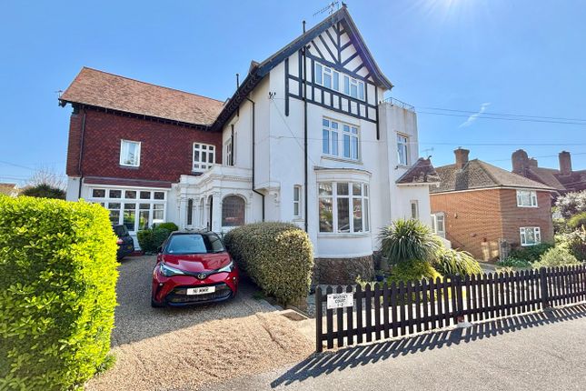 1 bedroom ground floor flat for sale