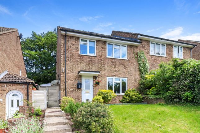 Sayward Close, Chesham HP5 4 bed semi