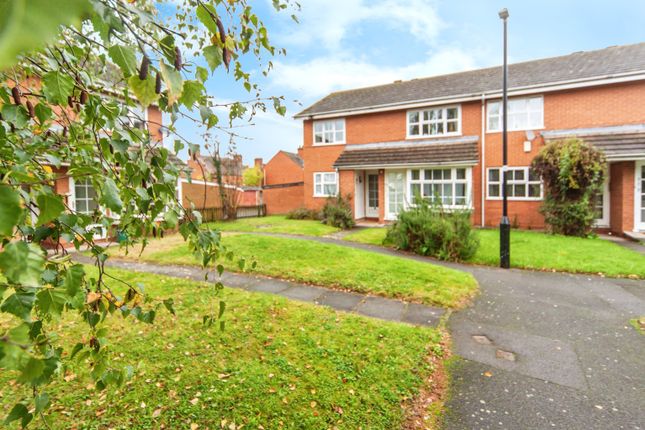 2 bedroom maisonette for sale