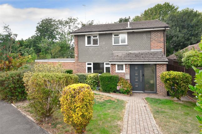 East Grinstead, West Sussex, RH19 3 bed detached house for sale