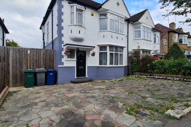 Netherlands Road, New Barnet... 3 bed semi