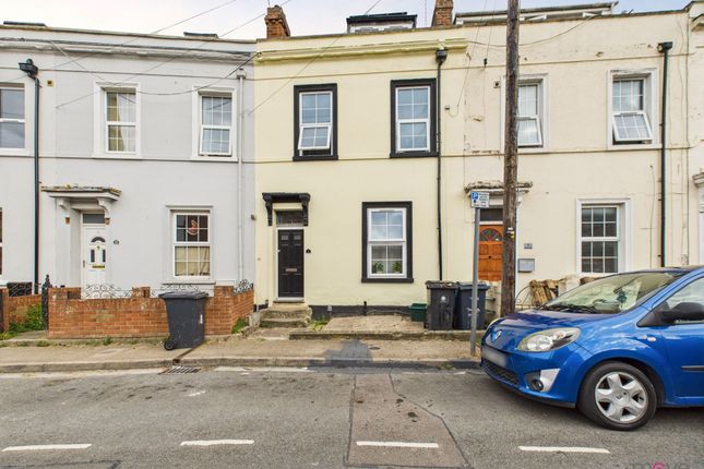 Worcester Parade, Gloucester GL1 4 bed terraced house for sale
