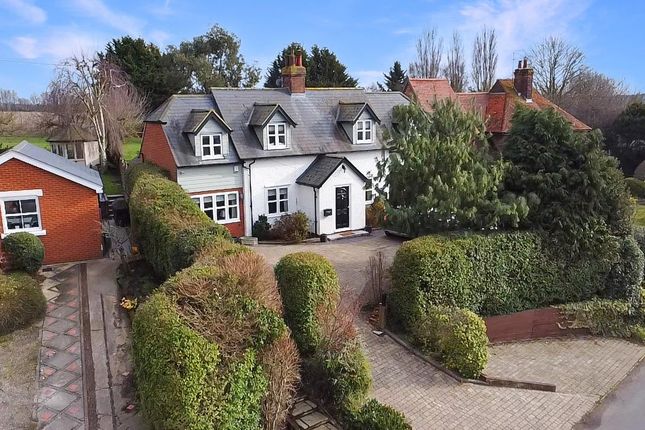 5 bed detached house