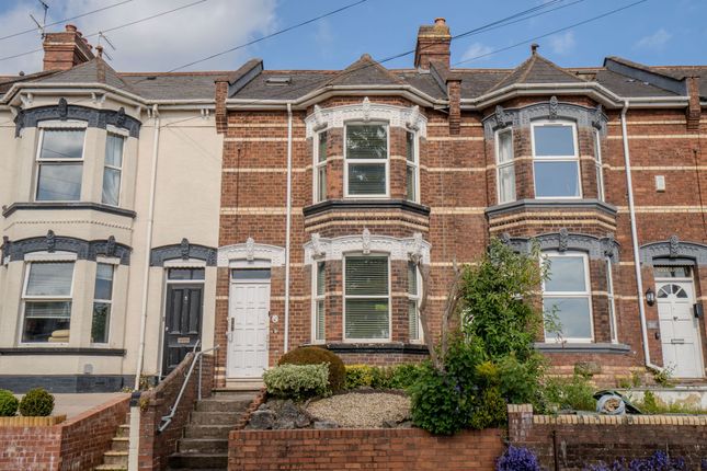 4 bedroom terraced house for sale