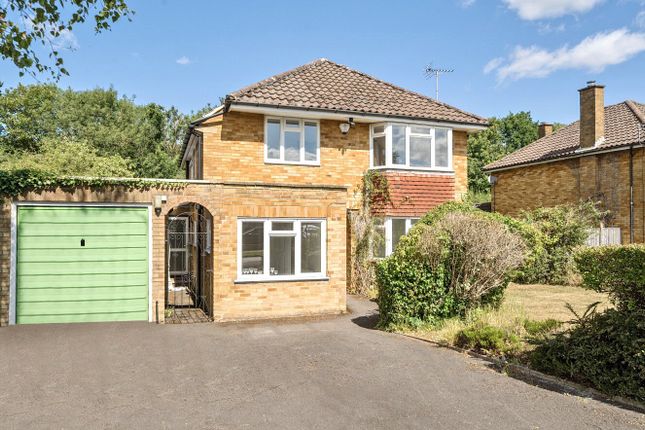 Tormead Road, Surrey GU1 4 bed detached house for sale