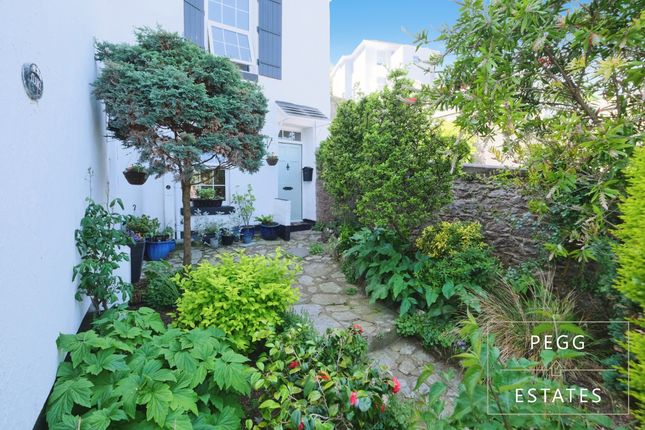 Torquay TQ2 2 bed end of terrace house for sale