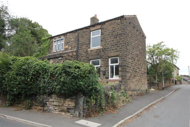 Healey Lane, Batley 3 bed detached house for sale