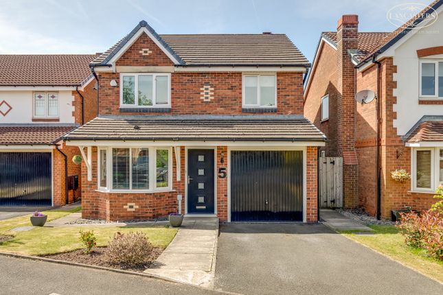 4 bed detached house