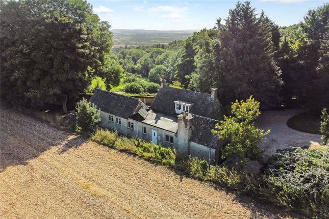 Icomb, Cheltenham, Gloucestershire, GL54 3 bed detached house for sale