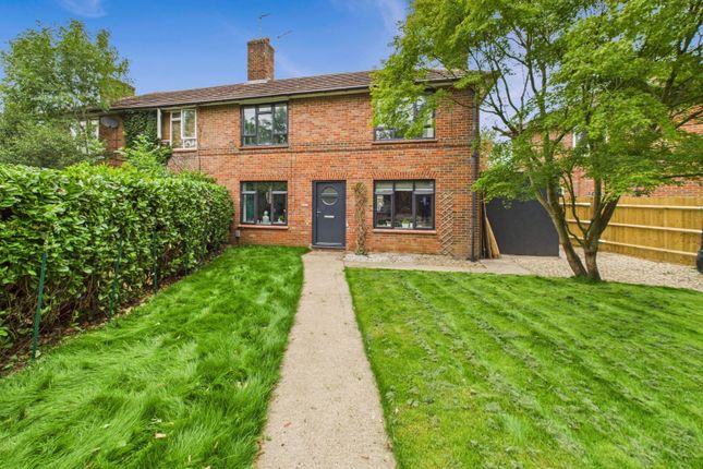 White Lion Road, Amersham... 3 bed semi