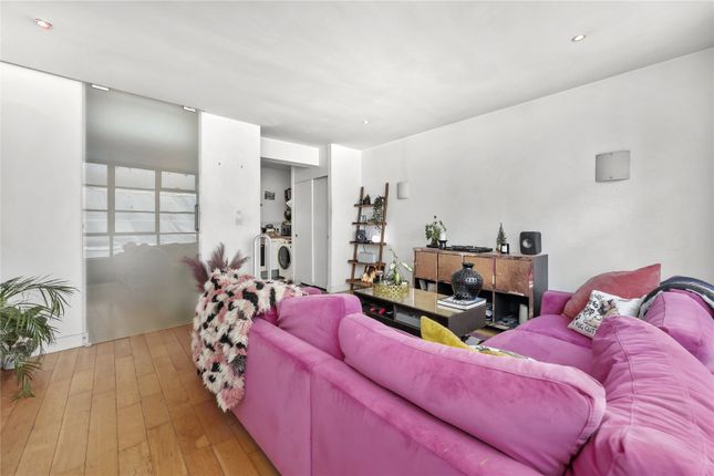 Great Sutton Street, EC1V 1 bed apartment for sale